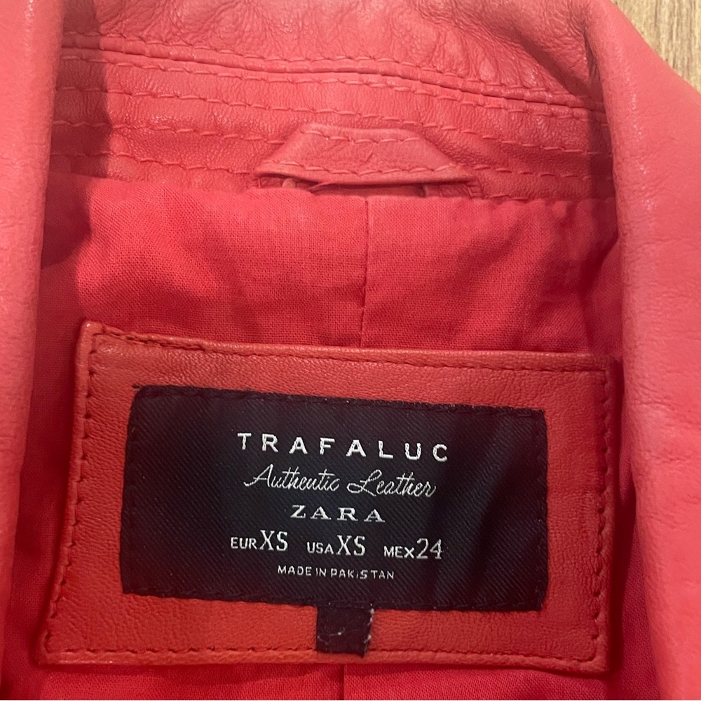 Leather Jacket - Picture 4 of 6